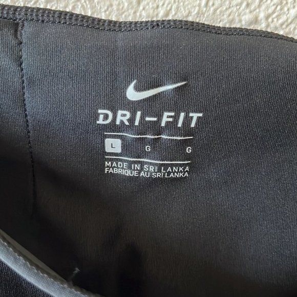 Nike cropped leggings size large black - Picture 4 of 6